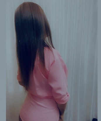 🌹💋
✨ Раскрою тебе новые грани удовольствия и сделаю твои фантазии реальностью. Я умелая и нежная, знаю, как доставить тебе настоящее наслаждение. 💫😉
💃 Мои услуги включают классический секс, оральный, анальный секс, массаж и многое другое. Ты можешь расслабиться со мной и насладиться каждой минутой нашего встречи.🔥😍
🏨 Приглашаю вас в мою уютную квартиру в самом сердце Москвы, где ты сможешь полностью отключиться от забот и погрузиться в мир наслаждения. 🌆🌃
📷 У меня есть красивые и сексуальные фотографии, чтобы ты мог полюбоваться моей красотой прямо сейчас. 📸💋
💫 Поверь, мои умения и опыт принесут тебе незабываемые моменты радости и удовольствия. Живу в Москве и с нетерпением жду встречи с тобой, мой дорогой! 🌹💋 Эмилия